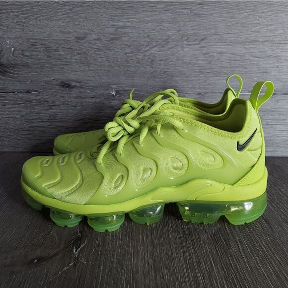 New Nike Air VaporMax Plus Running Shoes Volt Tennis Ball DX1784-300 Size 8 - Picture 4 of 13